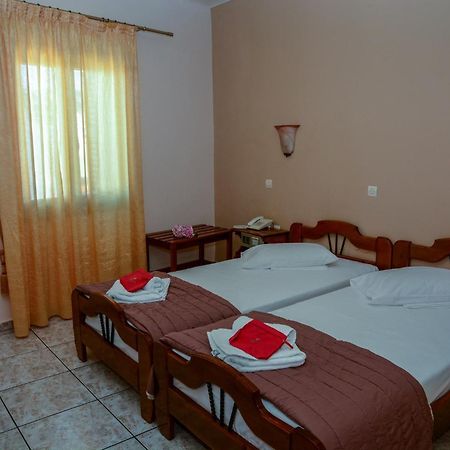 Poseidonio Hotel Tínos Esterno foto