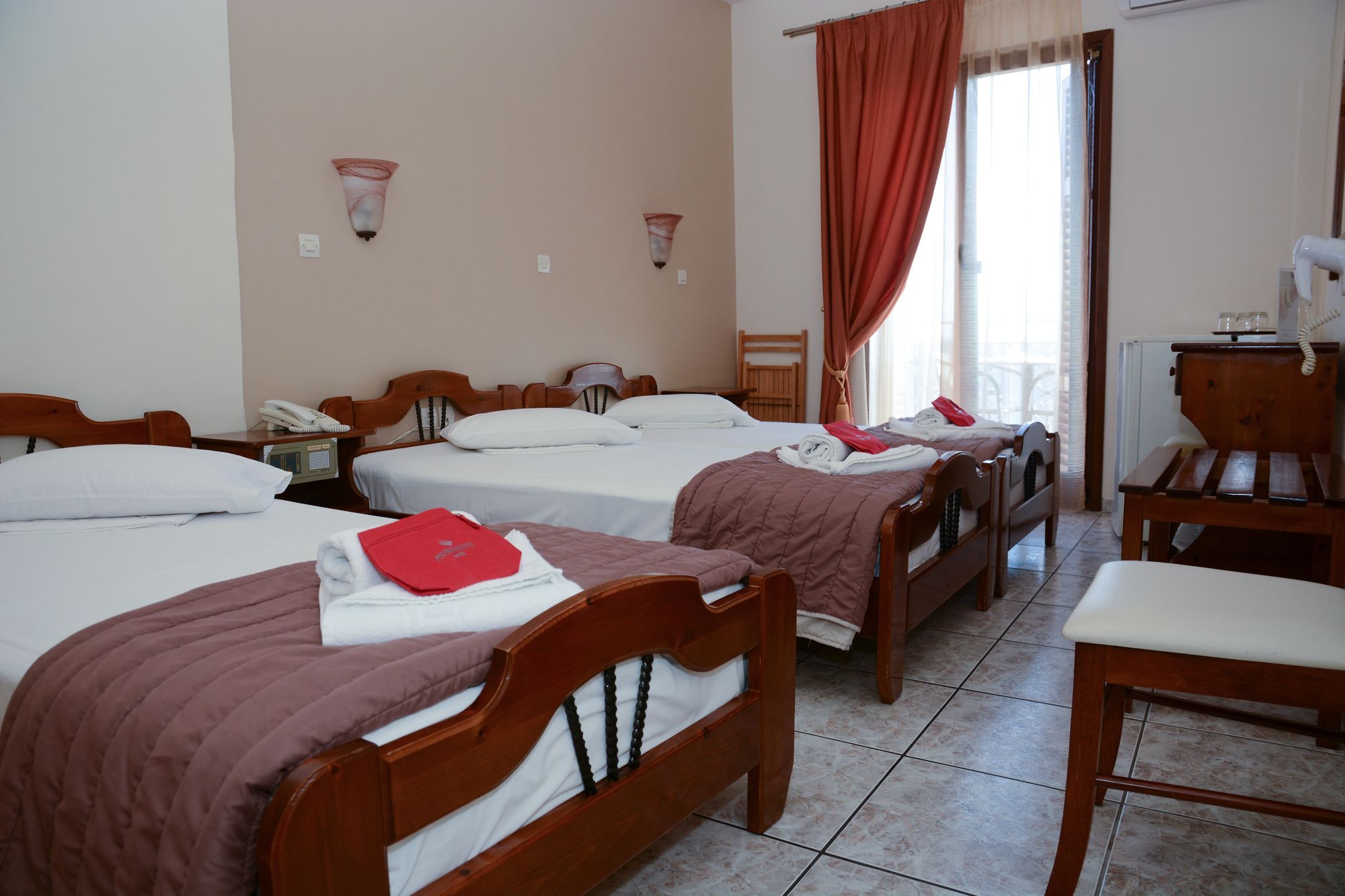 Poseidonio Hotel Tínos Esterno foto